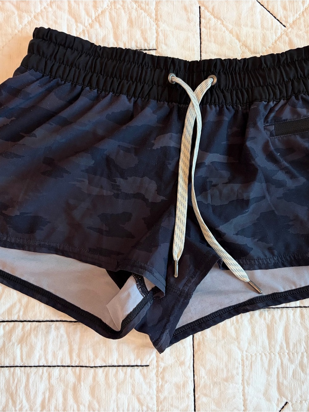 BUNDLE: Vuori Clementine shorts (2” inseam - XS) - Picture 3 of 9